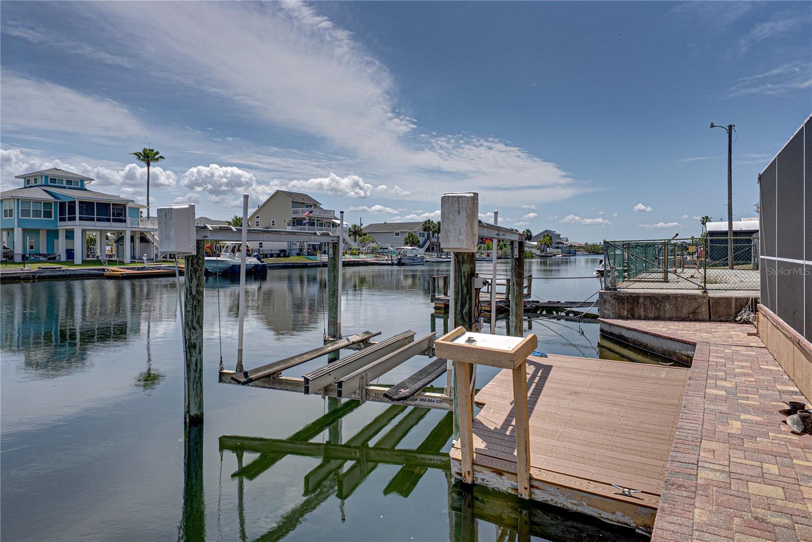 HERNANDO BEACH - Residential