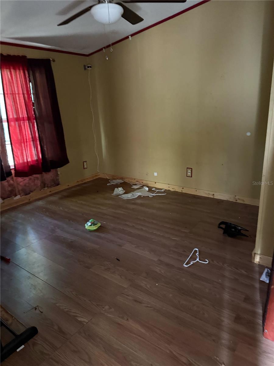 ACREAGE & UNREC - Residential