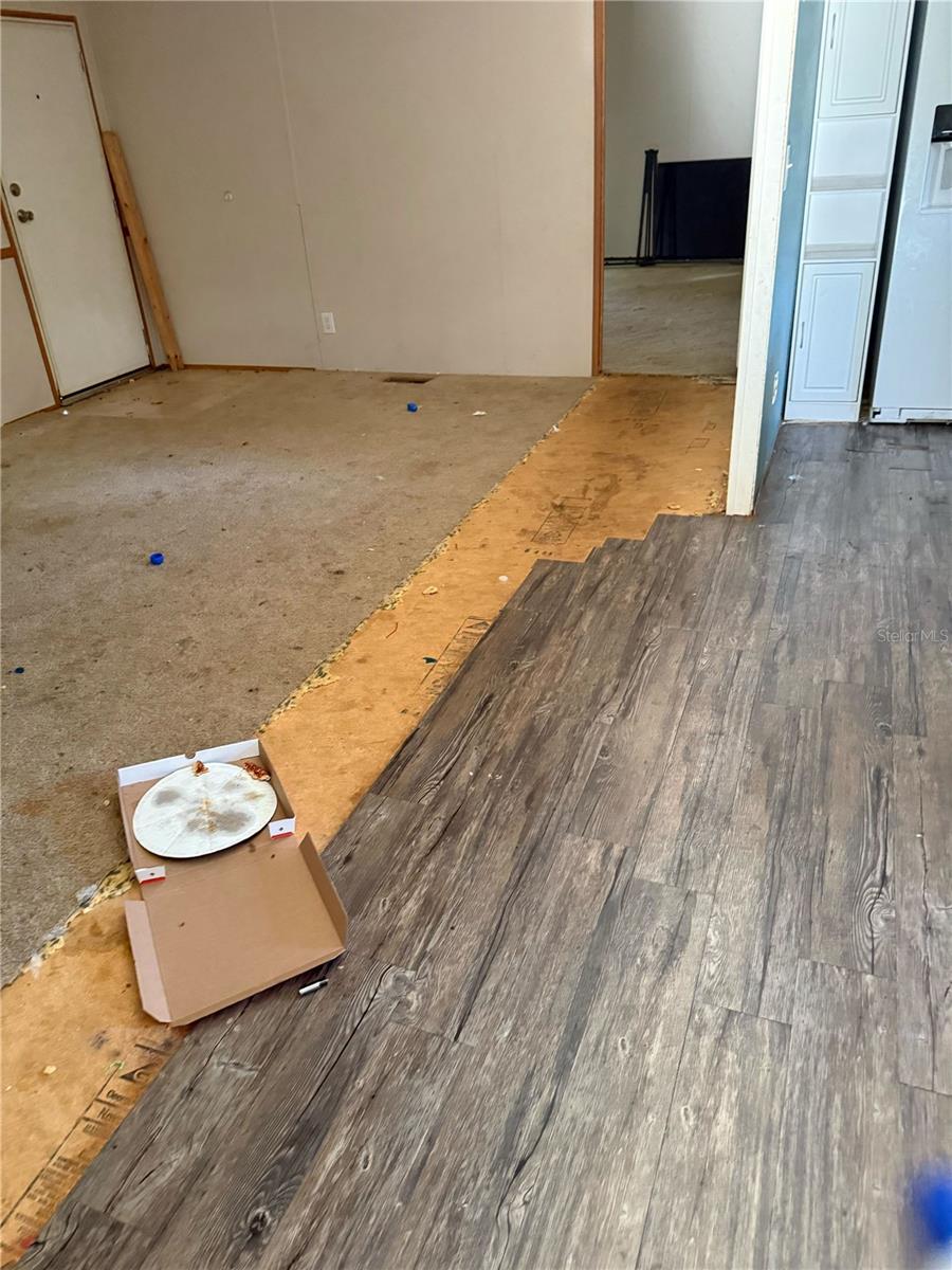 ACREAGE & UNREC - Residential