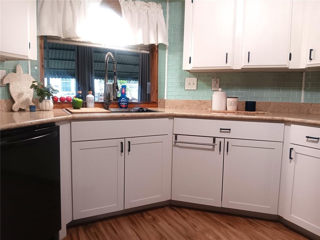 Photo of 238 Palm Air Drive, Osprey, FL 34229 (MLS # A4658930)