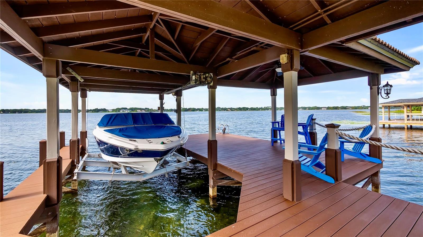 LAKE DOWN SHORES - Residential