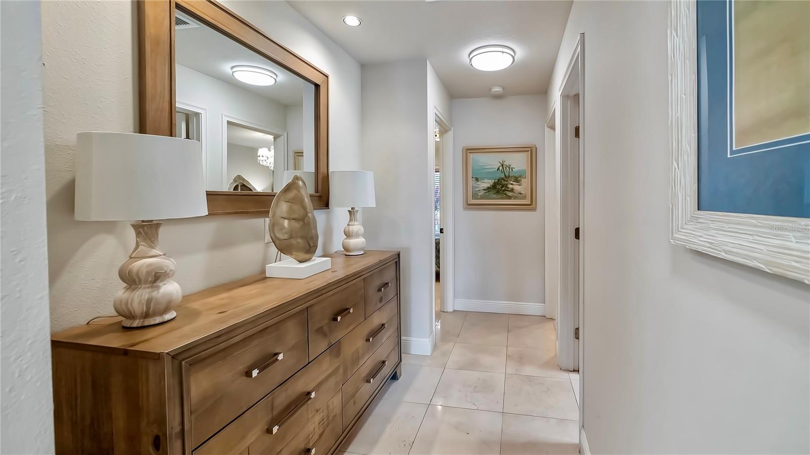 LAKE DOWN SHORES - Residential