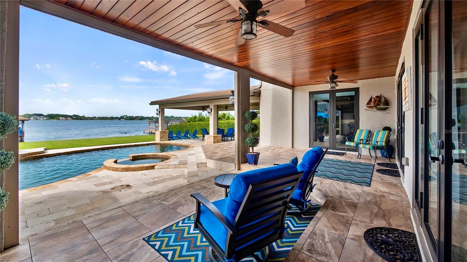 LAKE DOWN SHORES - Residential