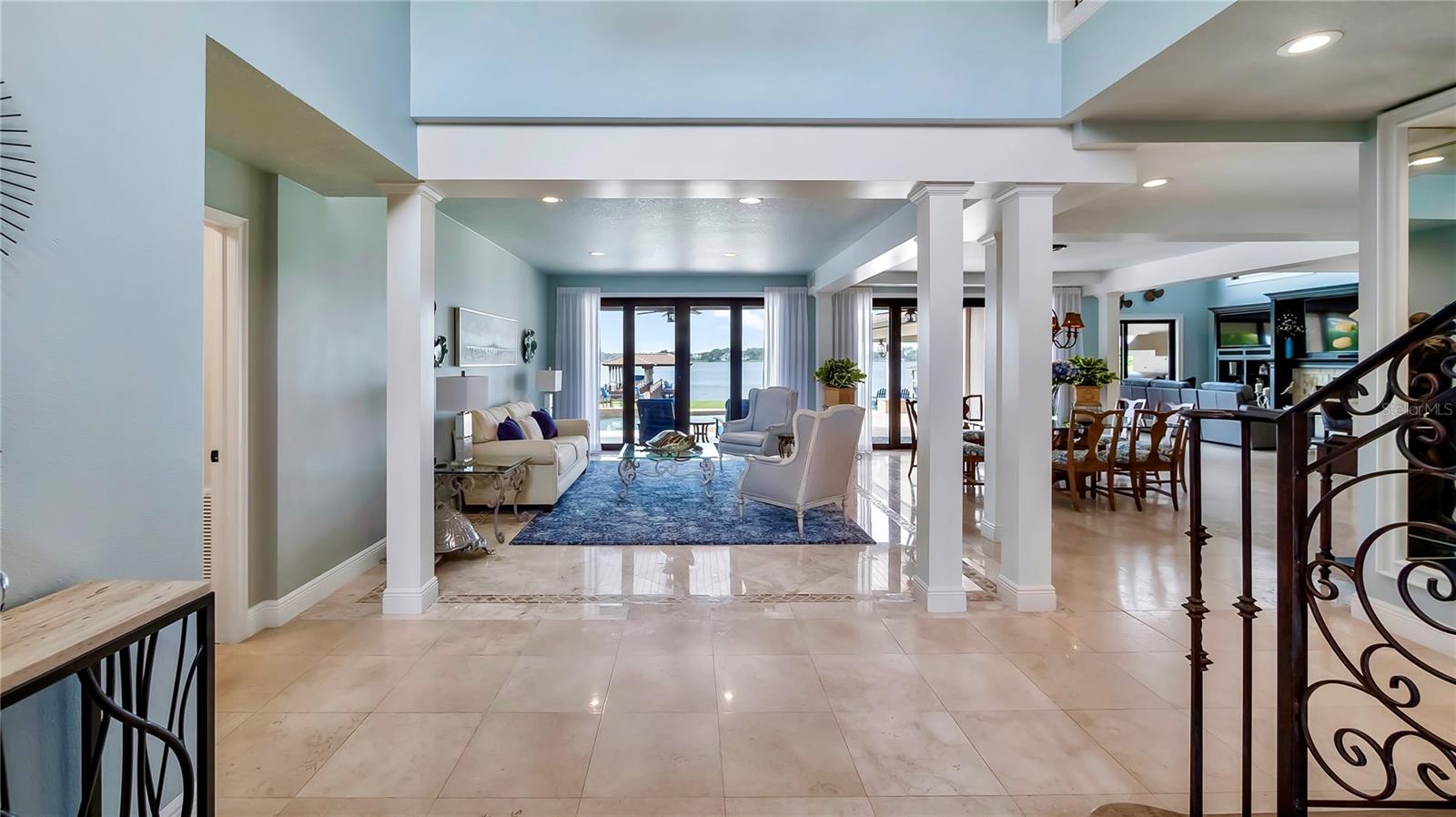 LAKE DOWN SHORES - Residential