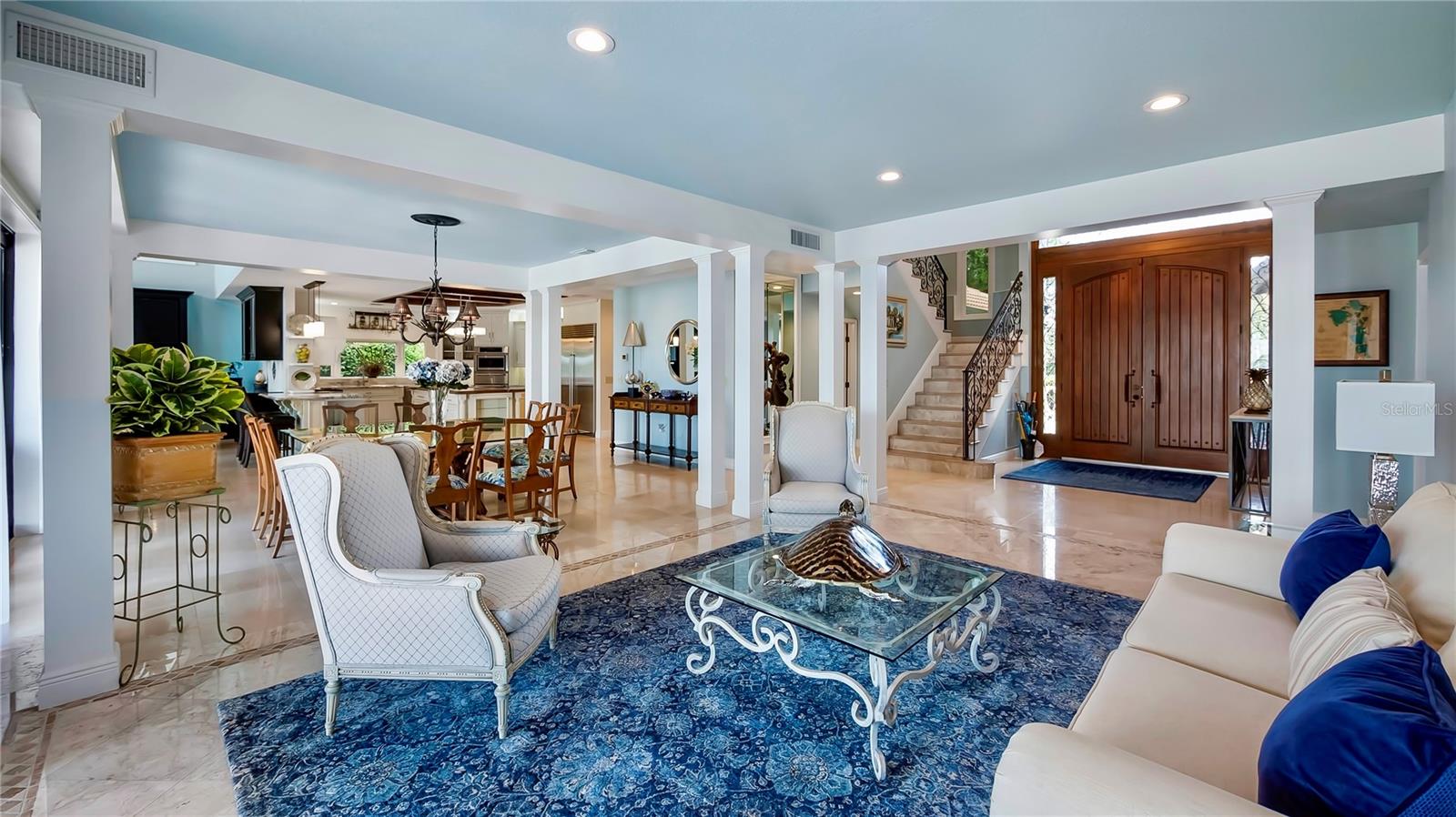 LAKE DOWN SHORES - Residential