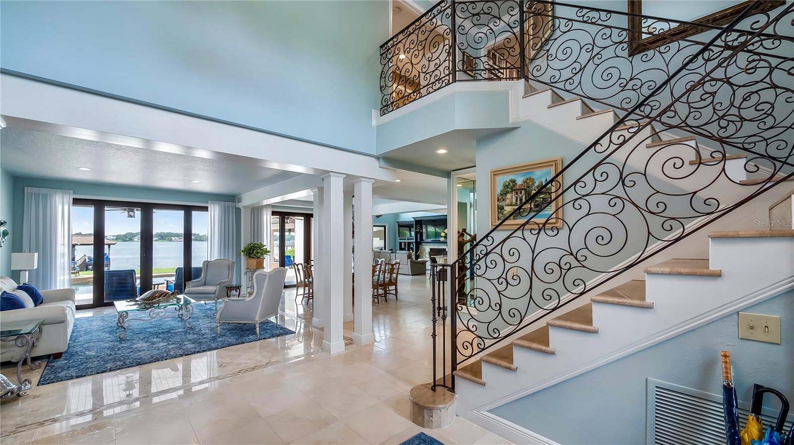 LAKE DOWN SHORES - Residential