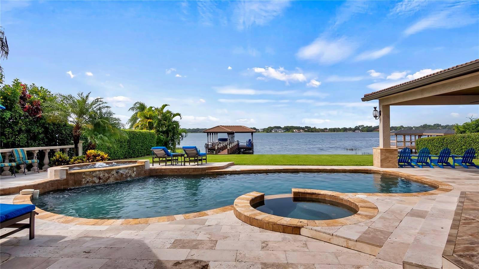 LAKE DOWN SHORES - Residential