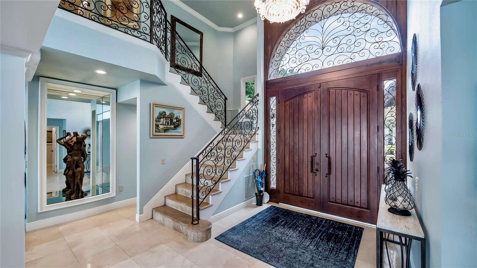 LAKE DOWN SHORES - Residential