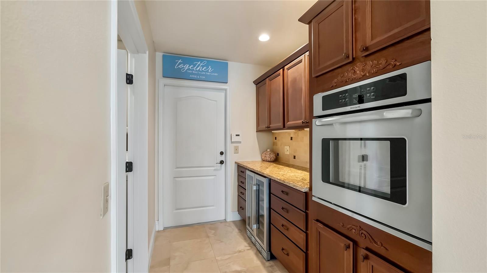 LAKE DOWN SHORES - Residential