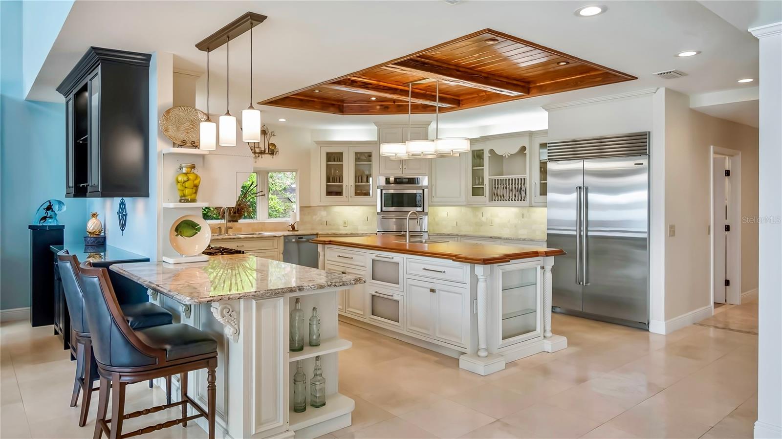 LAKE DOWN SHORES - Residential