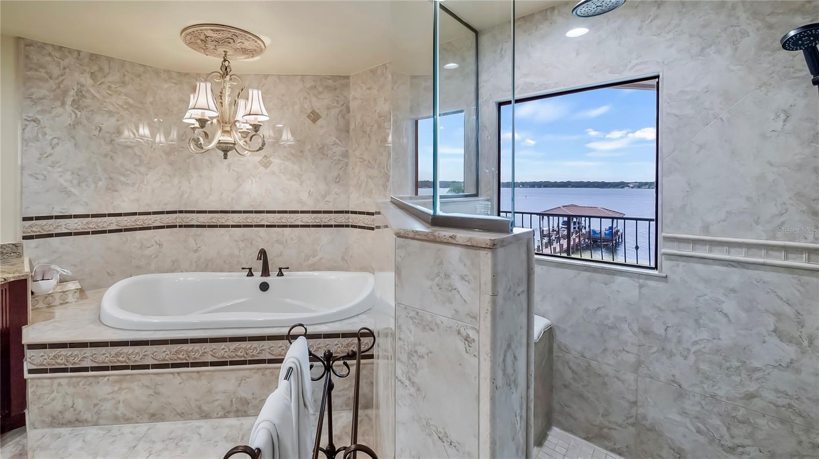 LAKE DOWN SHORES - Residential