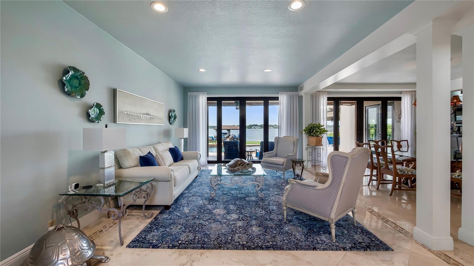 LAKE DOWN SHORES - Residential