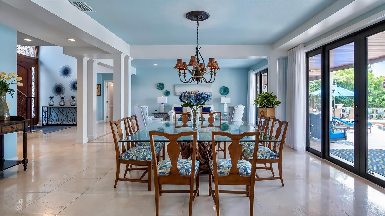 LAKE DOWN SHORES - Residential