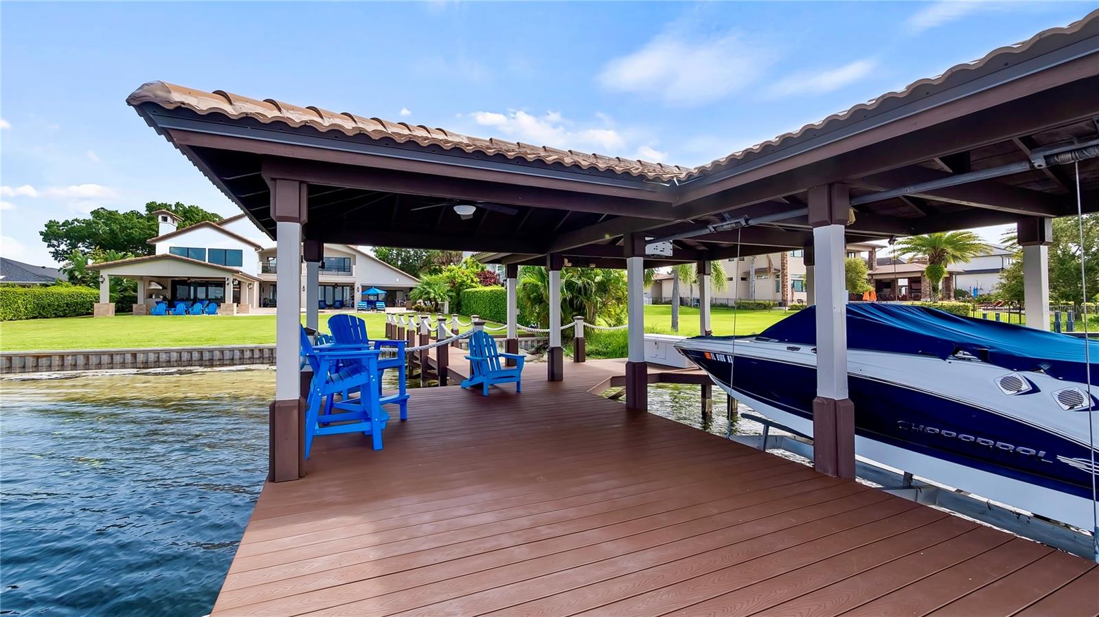 LAKE DOWN SHORES - Residential