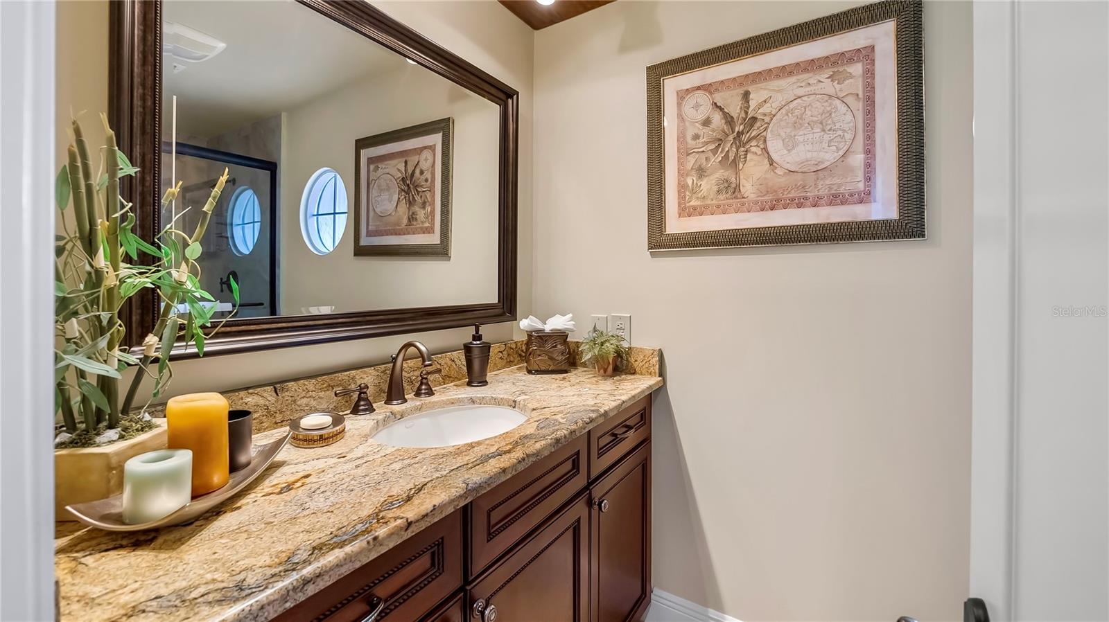 LAKE DOWN SHORES - Residential