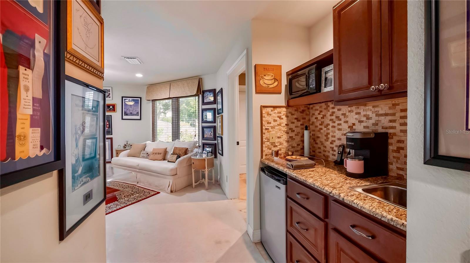 LAKE DOWN SHORES - Residential