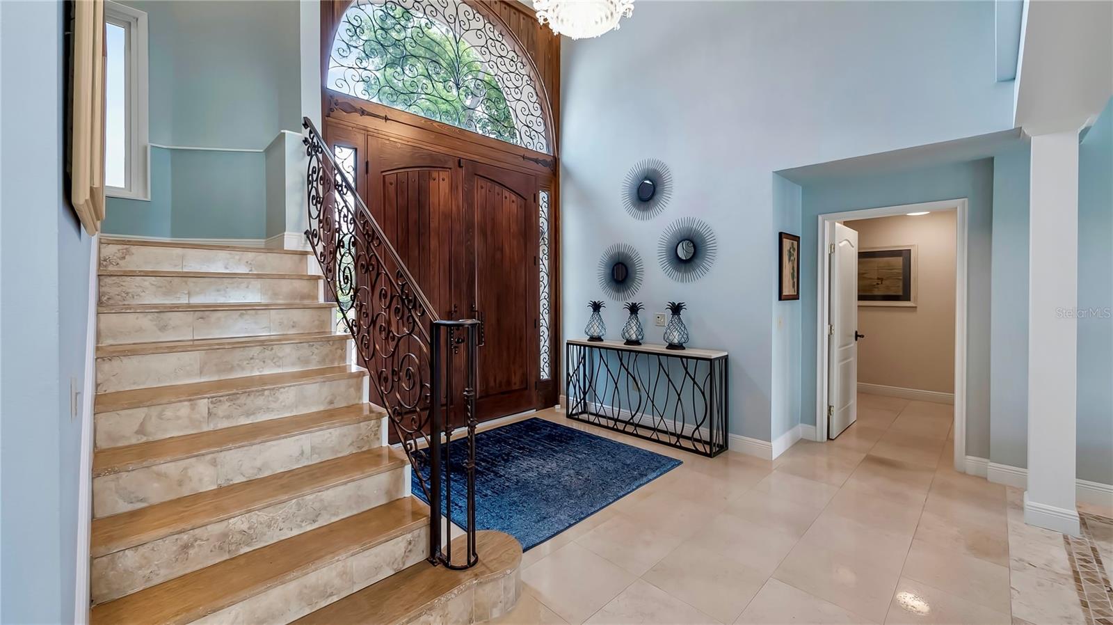 LAKE DOWN SHORES - Residential