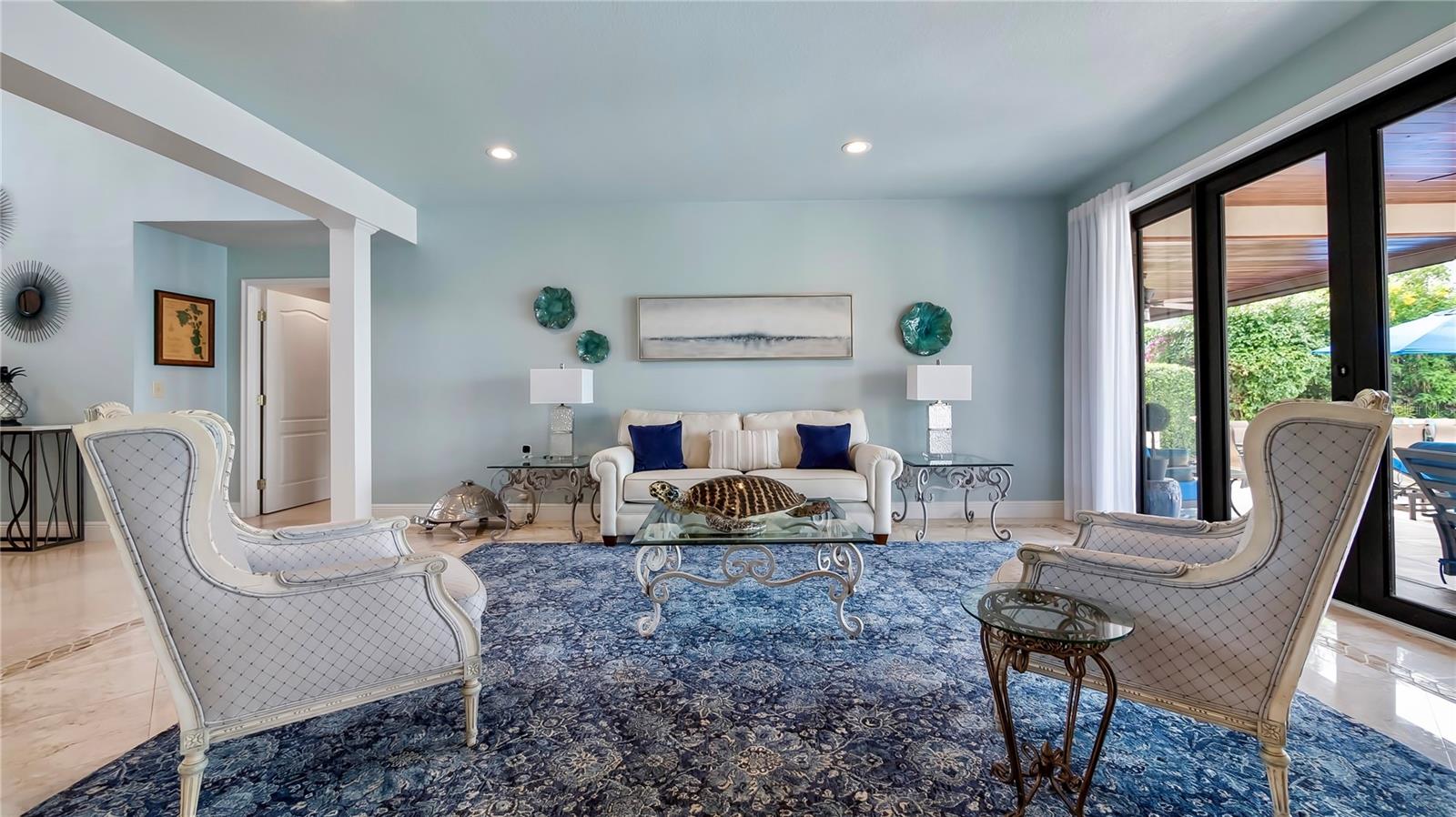 LAKE DOWN SHORES - Residential