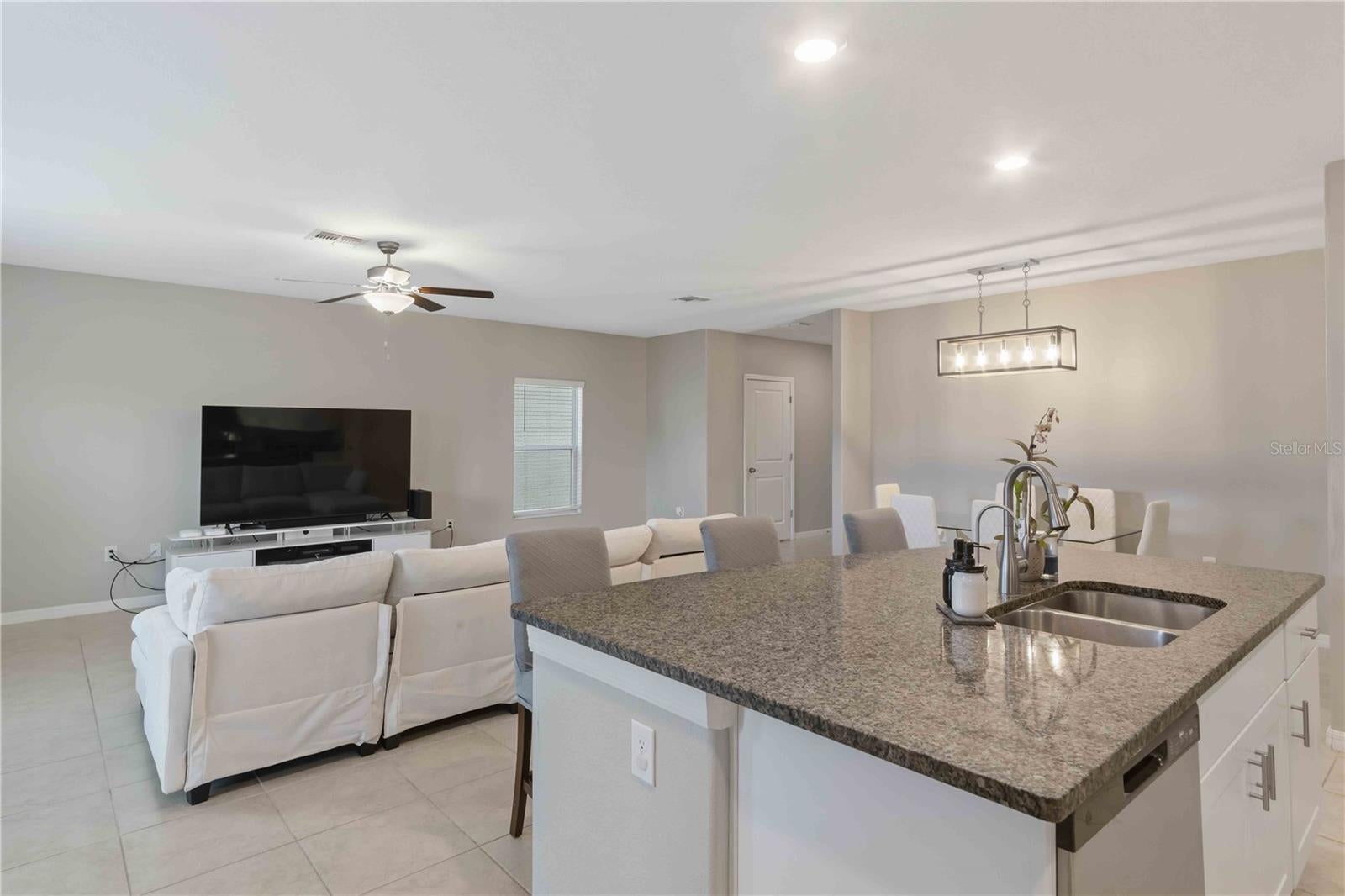 BELMONT SOUTH PH 2F - Residential