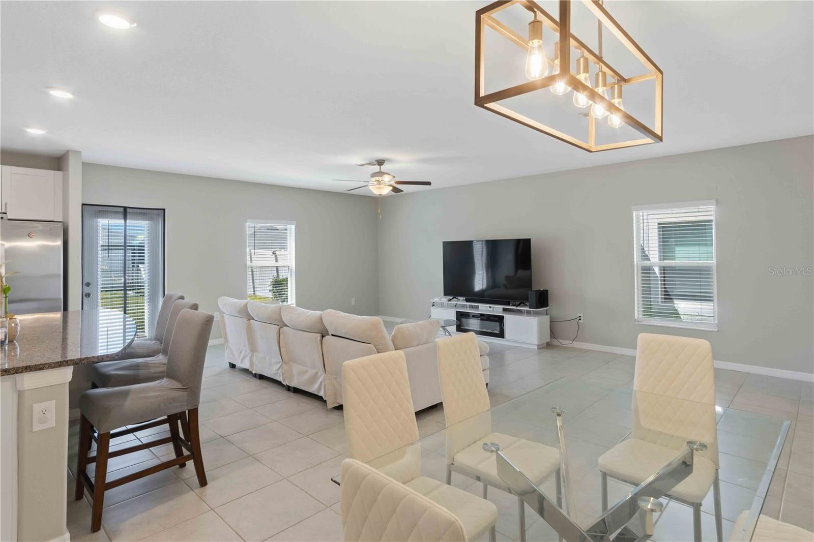 BELMONT SOUTH PH 2F - Residential