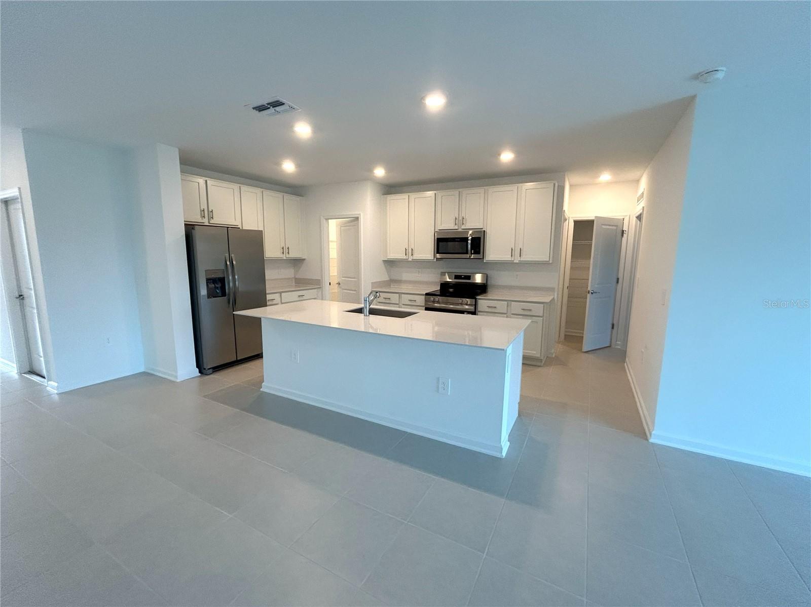 WESTVIEW POD B NEIGHBORHOOD 2A & 2B PH 1 - Residential Lease