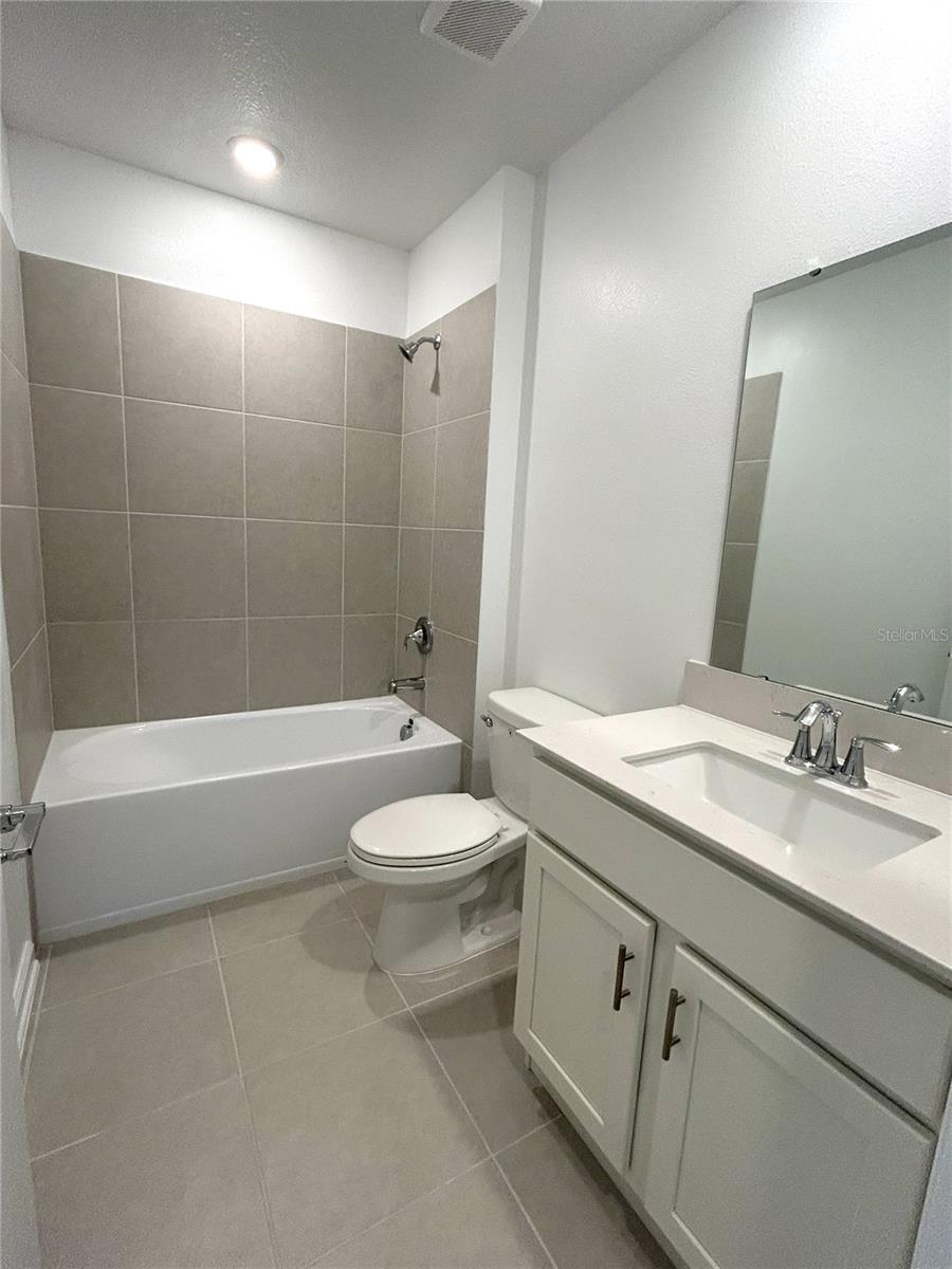 WESTVIEW POD B NEIGHBORHOOD 2A & 2B PH 1 - Residential Lease
