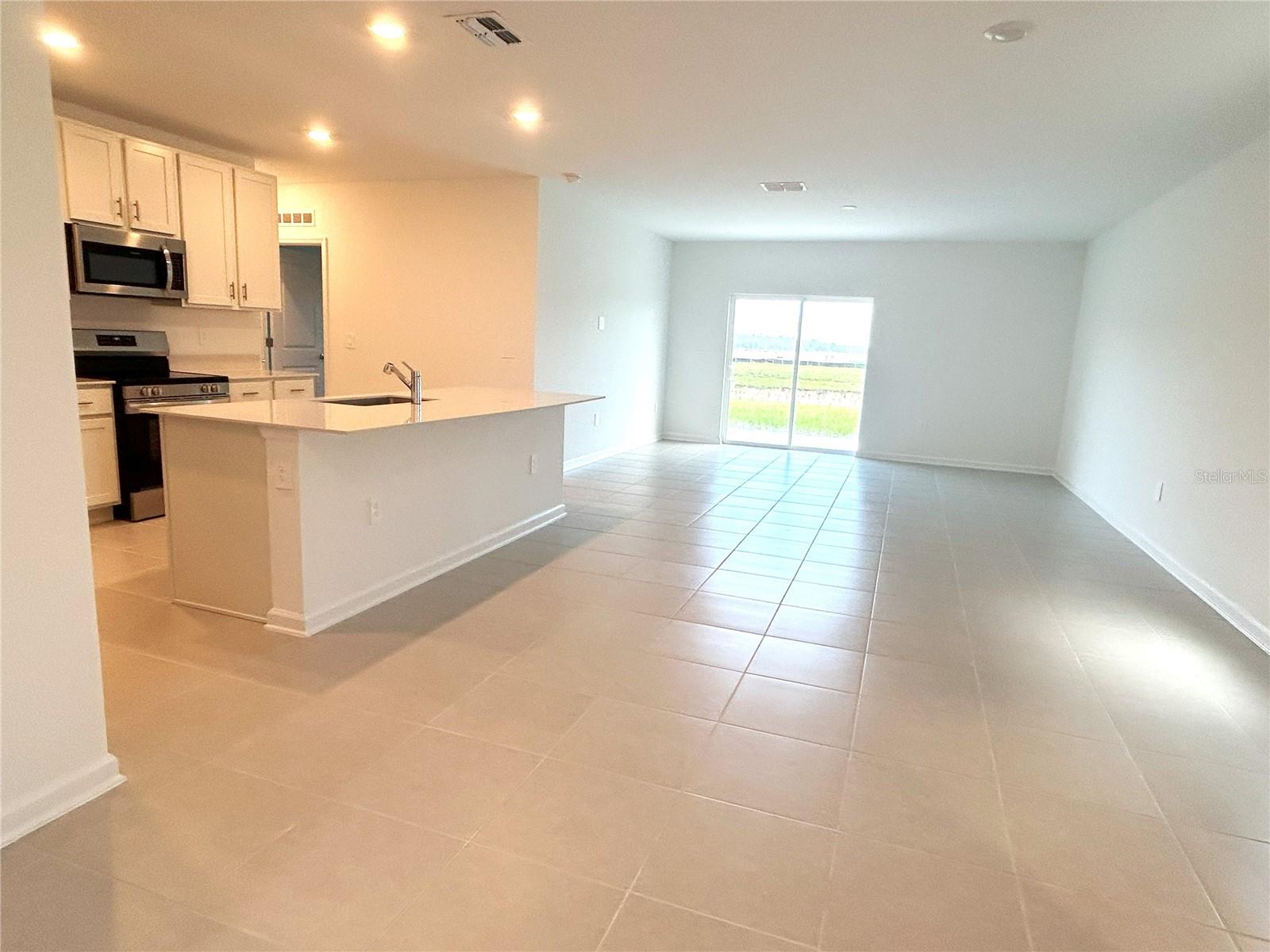 WESTVIEW POD B NEIGHBORHOOD 2A & 2B PH 1 - Residential Lease