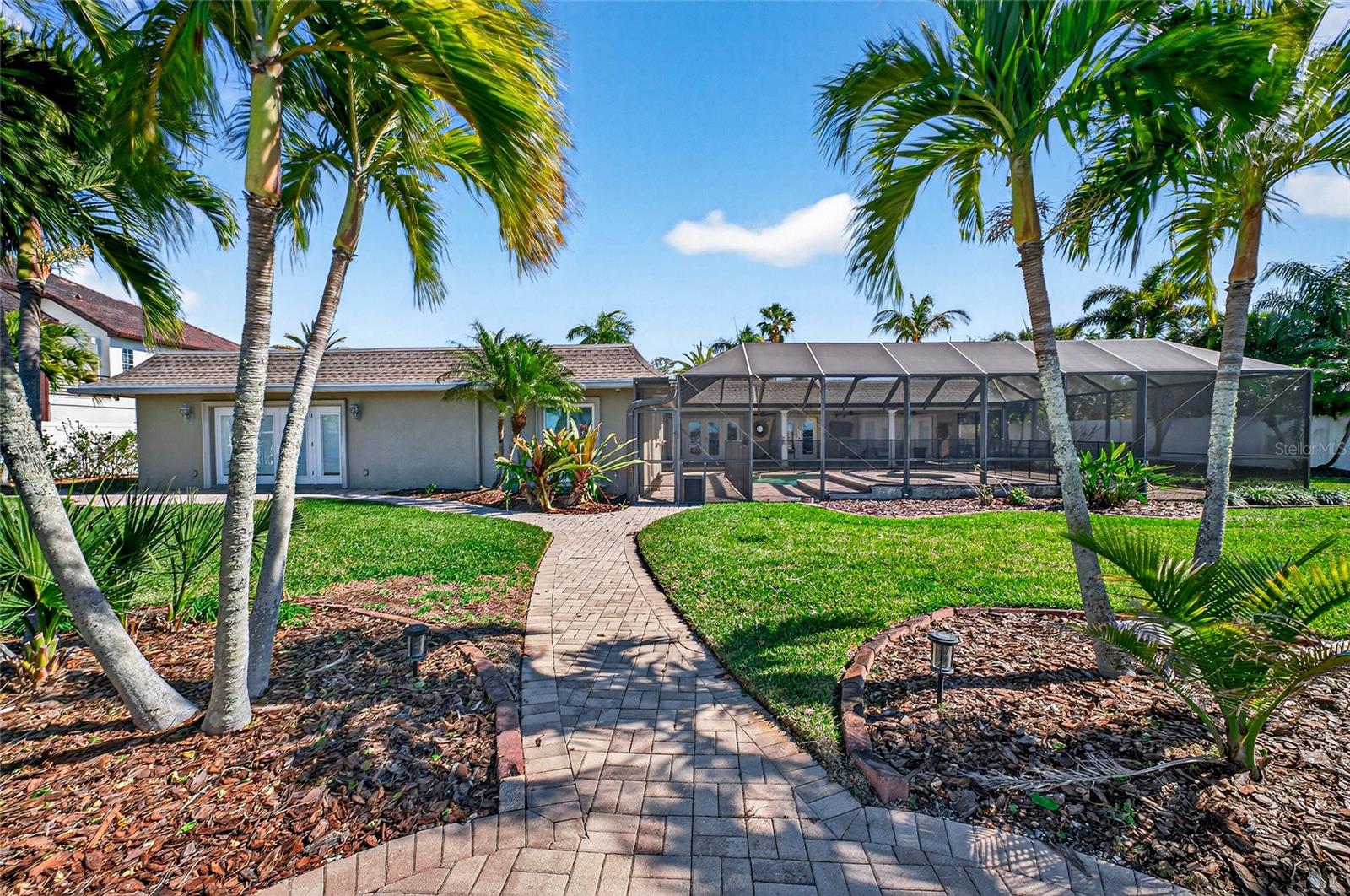 CARLTON ESTATES - Residential