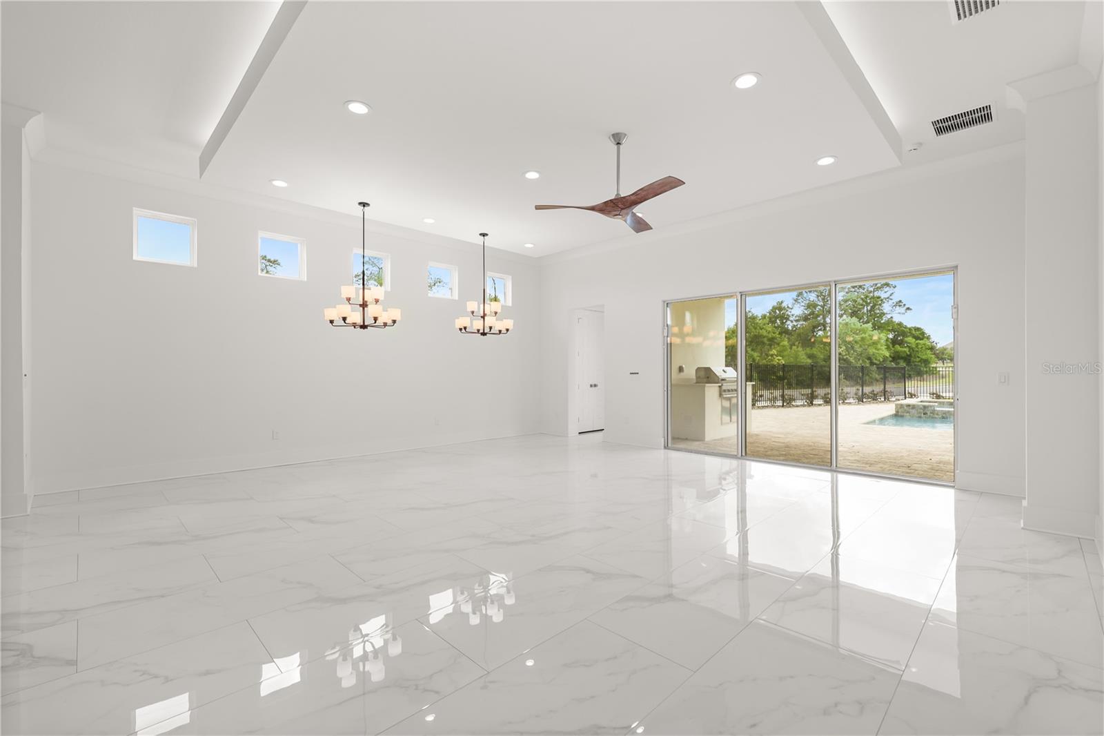 WHITEMARSH COVE - Residential