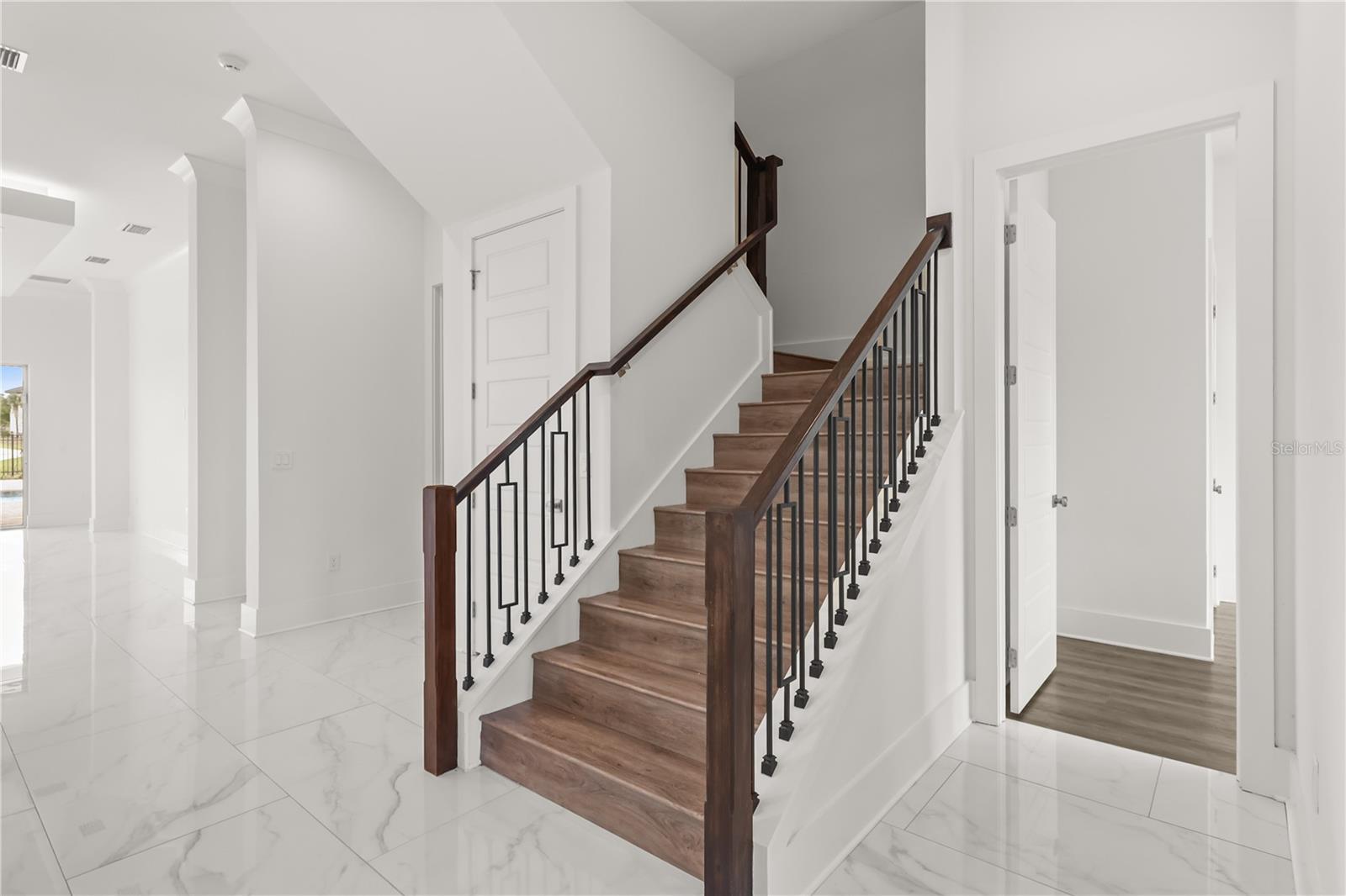 WHITEMARSH COVE - Residential