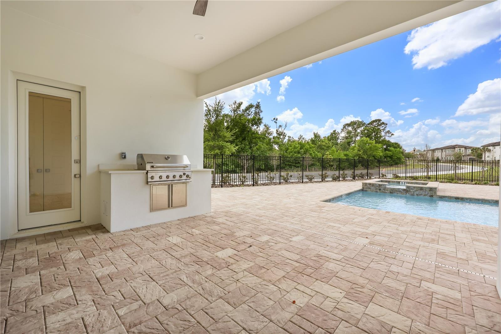 WHITEMARSH COVE - Residential