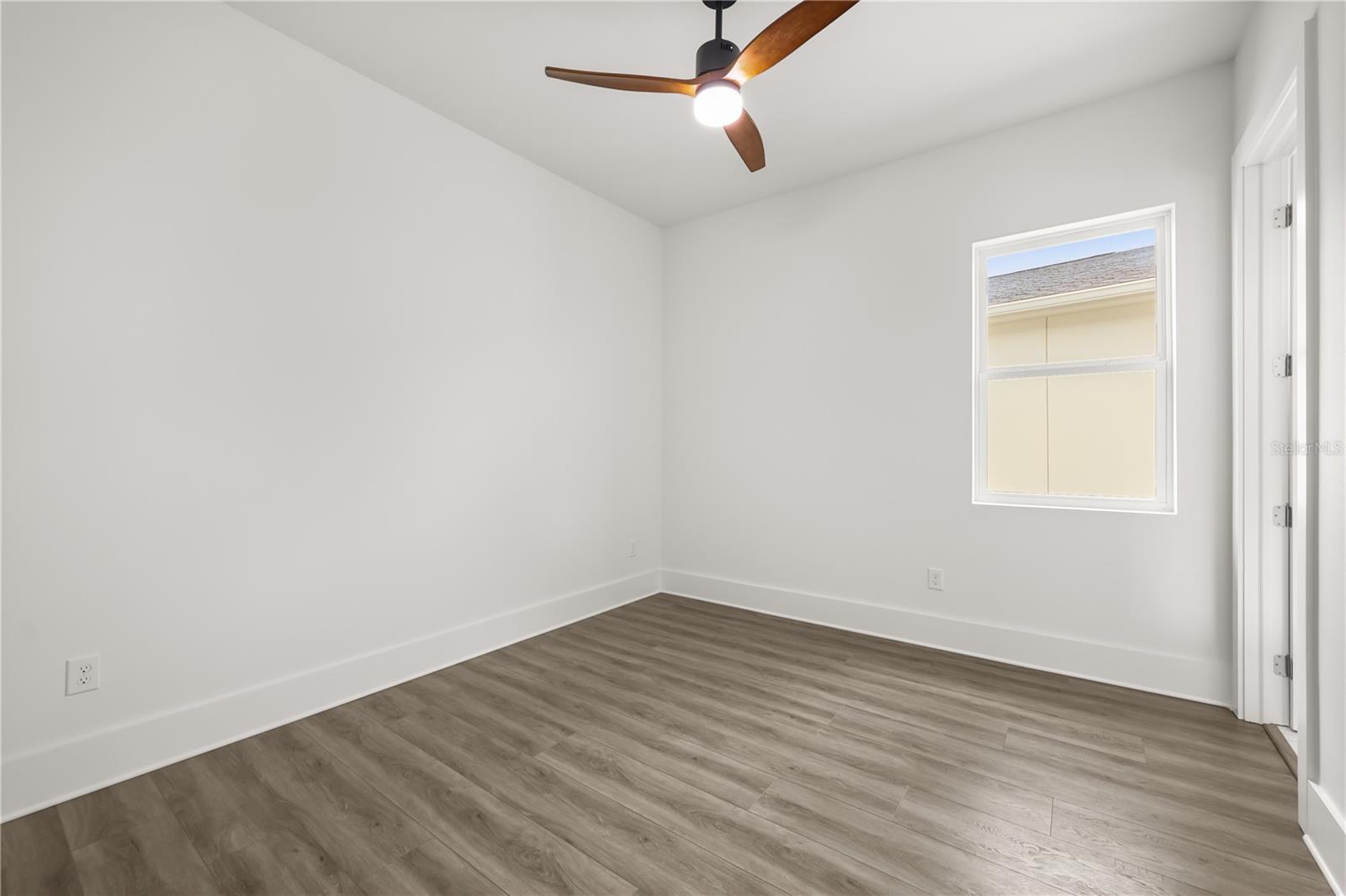 WHITEMARSH COVE - Residential