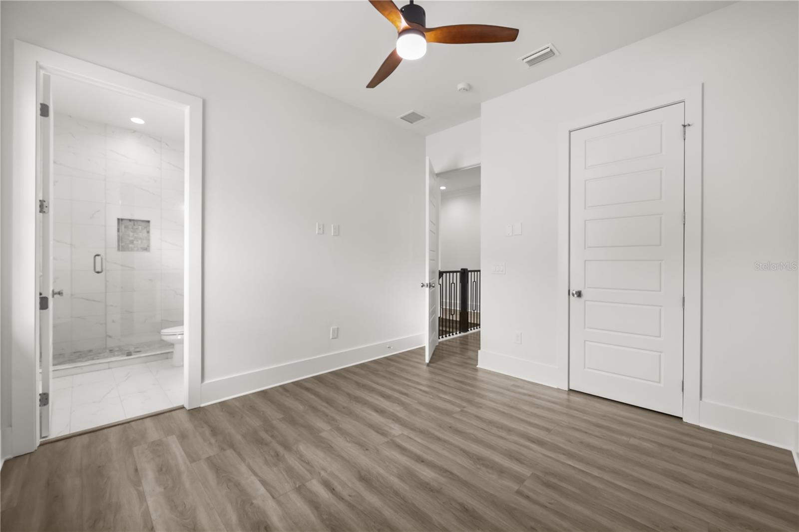 WHITEMARSH COVE - Residential