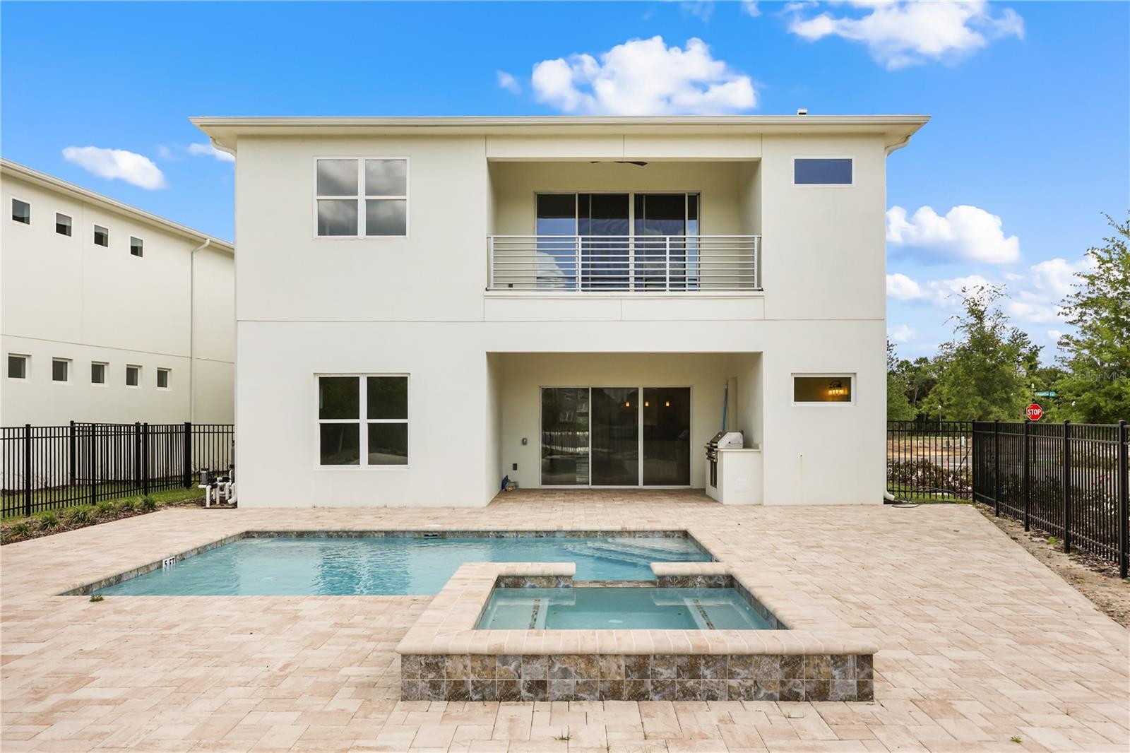 WHITEMARSH COVE - Residential