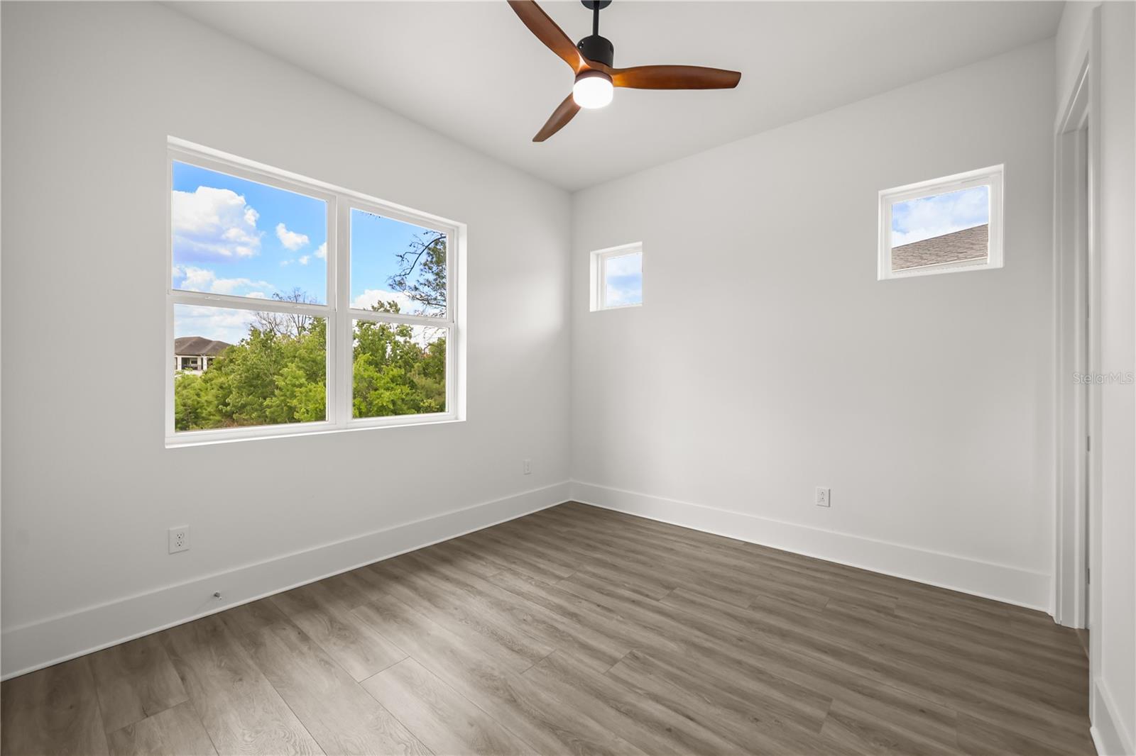 WHITEMARSH COVE - Residential