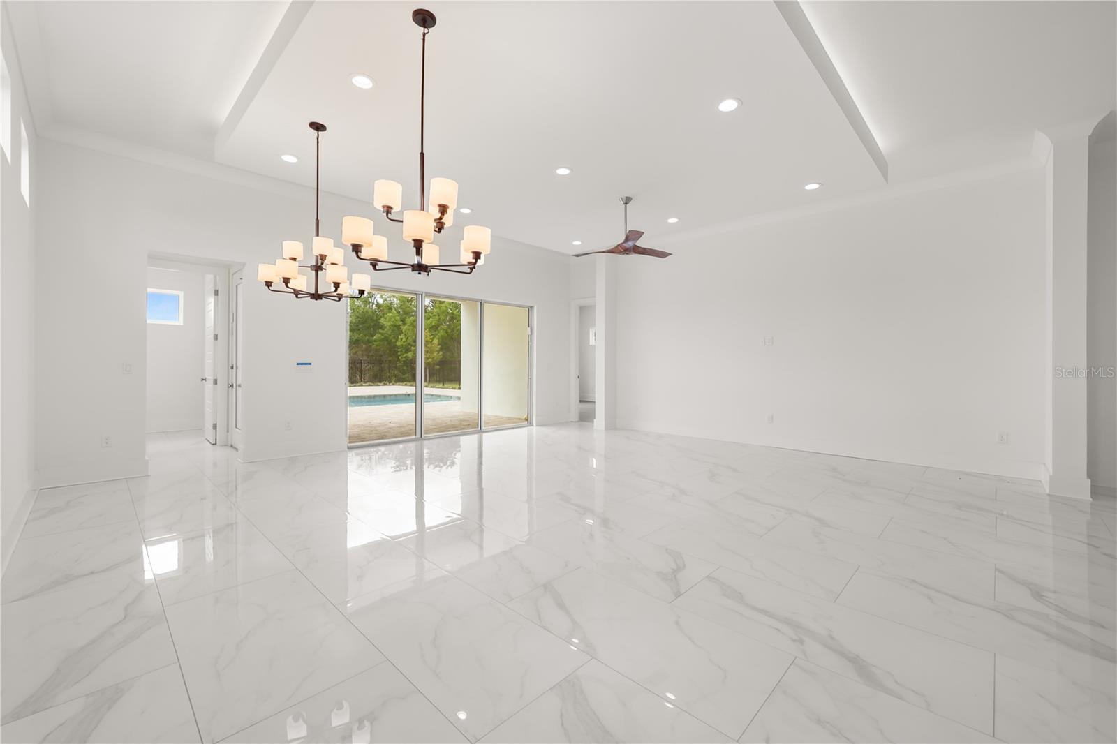 WHITEMARSH COVE - Residential