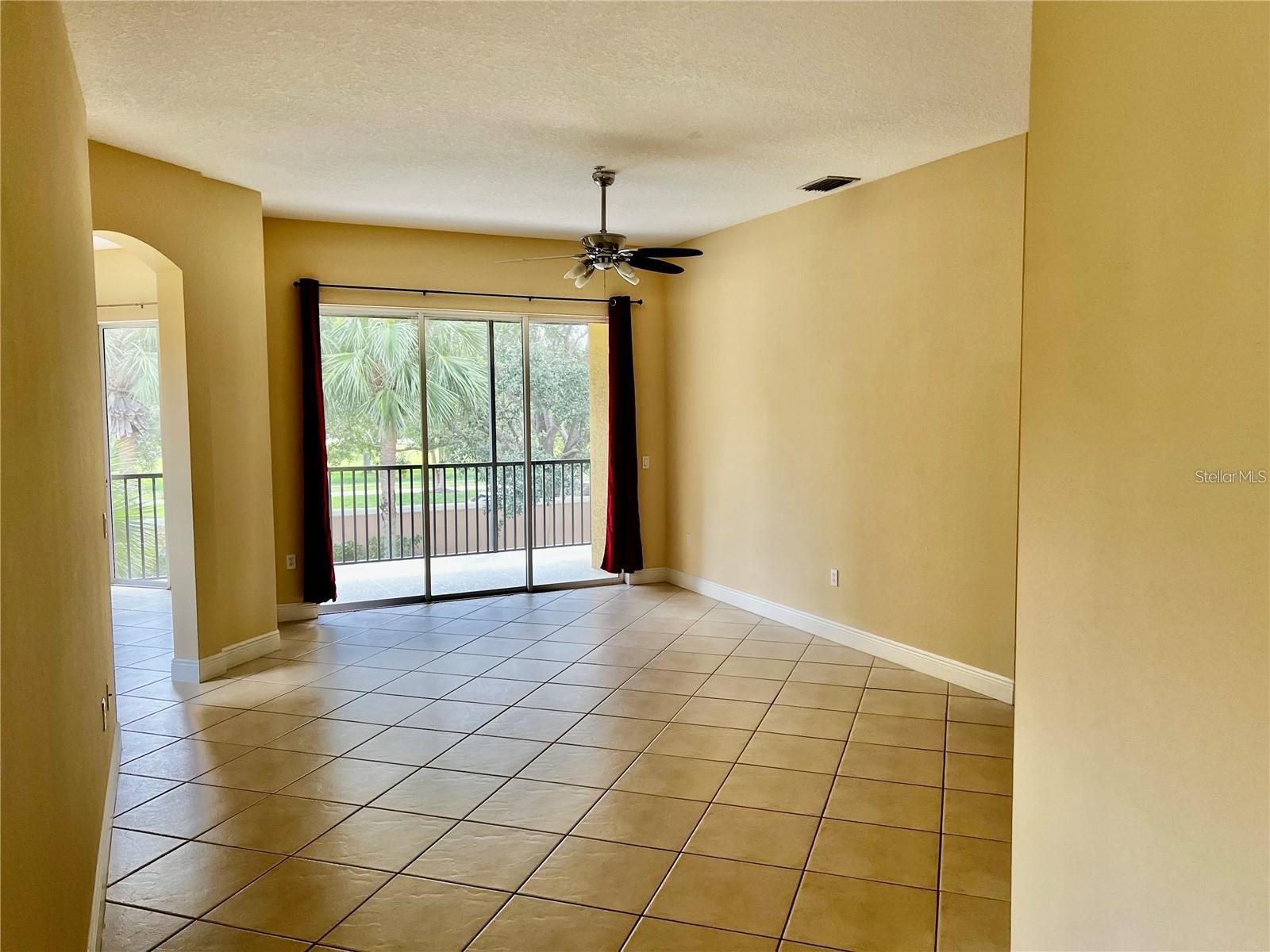 MIRAMAR LAGOONS AT LWR III - Residential Lease