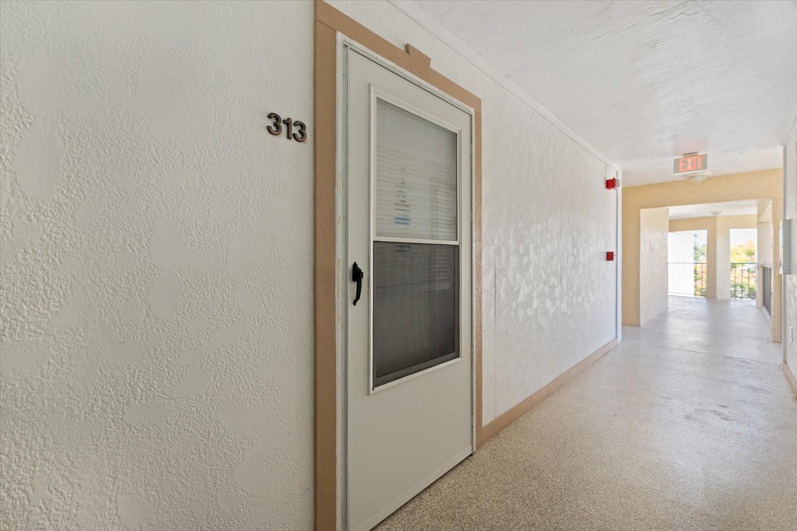 BIRD BAY VILLAGE - SANDPIPER APTS CONDO - Residential