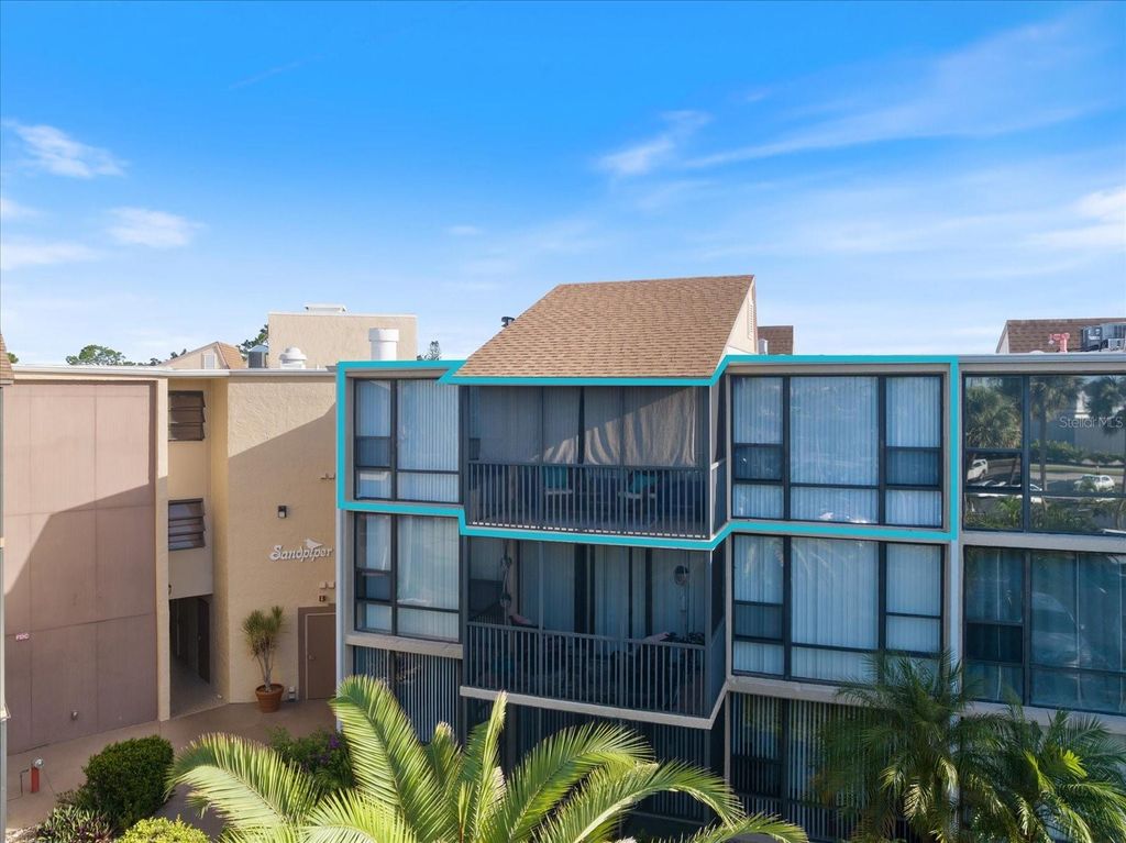 Photo of 618 Bird Bay Drive S #313, Venice, FL 34285 (MLS # N6140802)