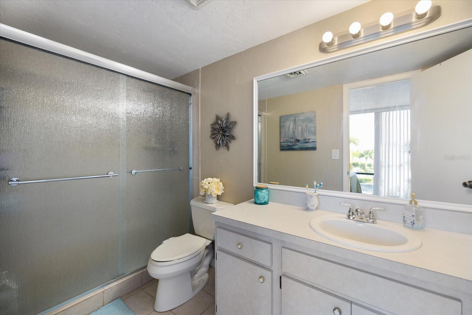 BIRD BAY VILLAGE - SANDPIPER APTS CONDO - Residential