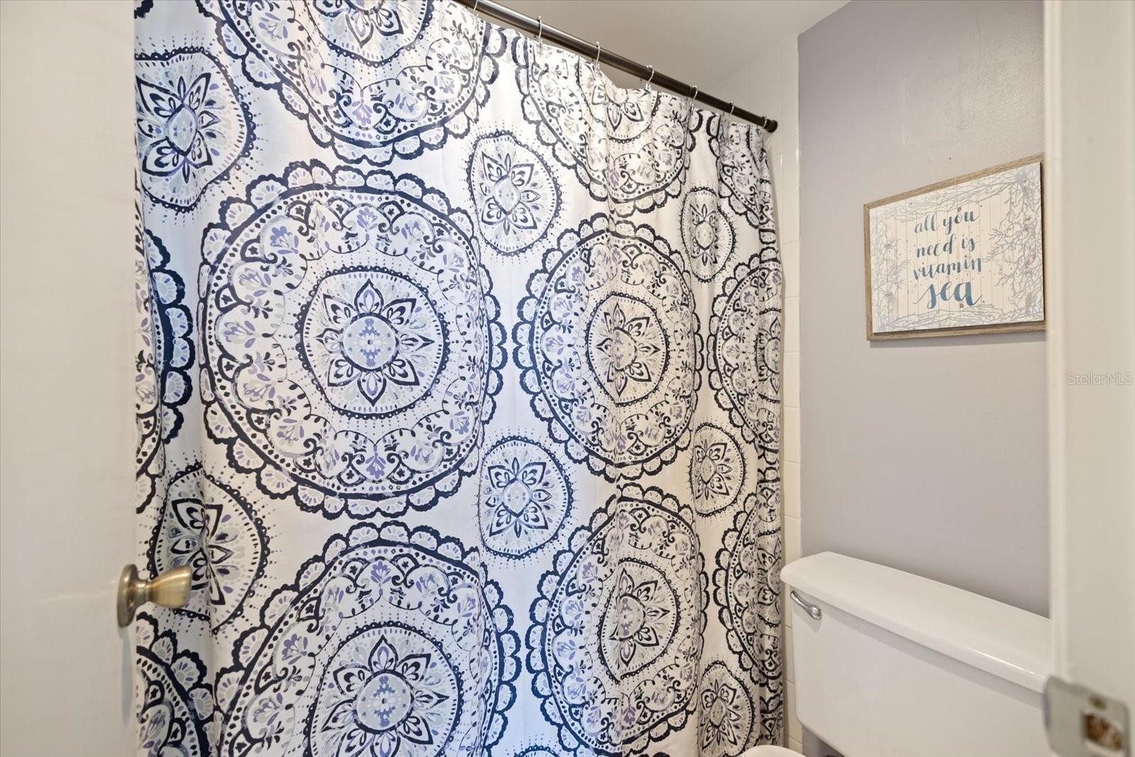 BIRD BAY VILLAGE - SANDPIPER APTS CONDO - Residential