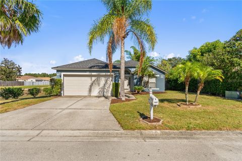 Photo of 1527 Country Chase Street, Lakeland, FL 33810 (MLS # P4936814)
