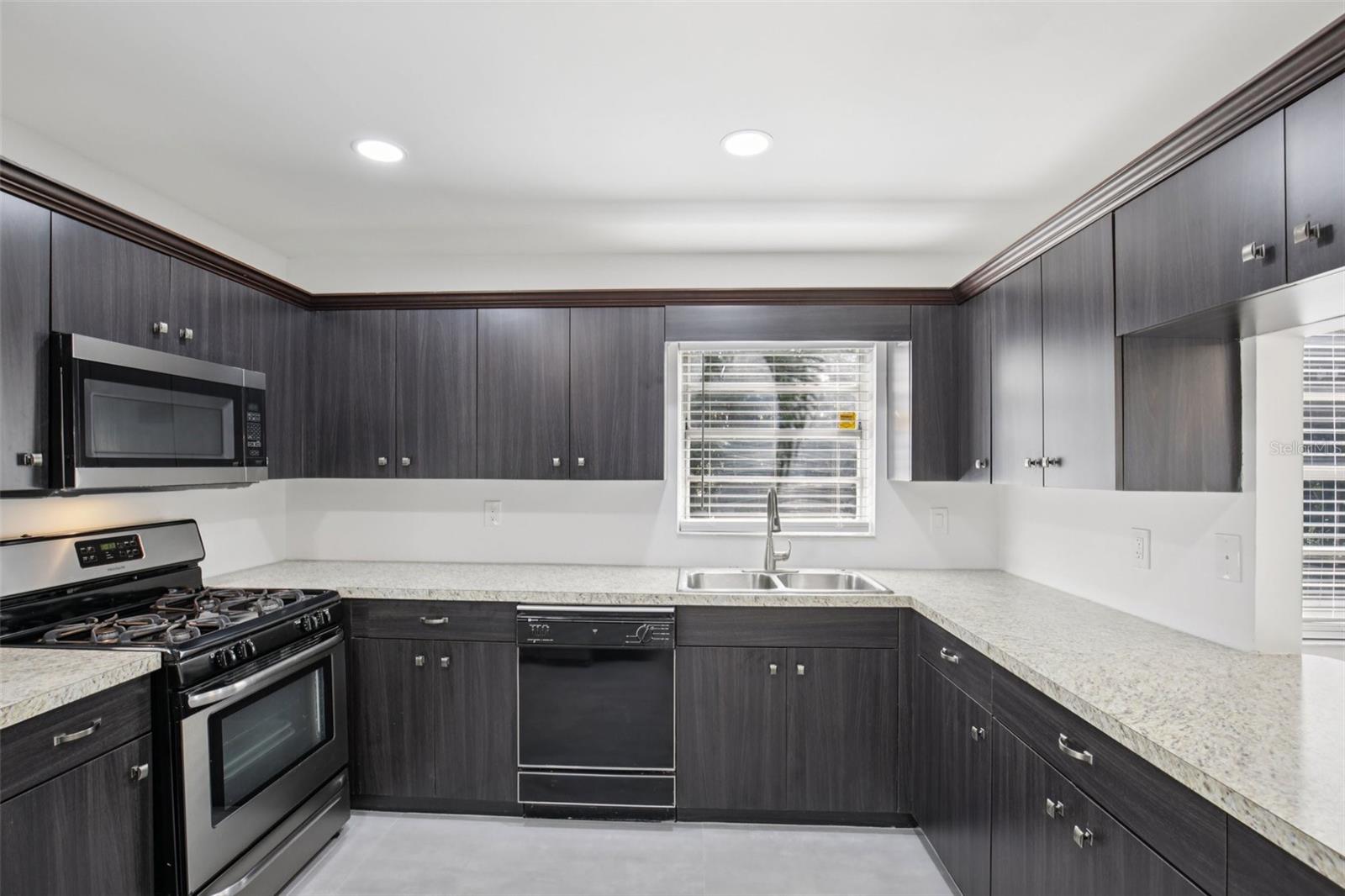 VILLAGE GARDENS PH 2 - Residential