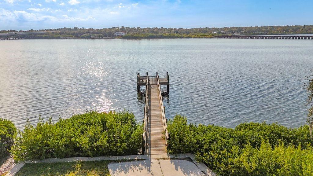 BAYSIDE TERRACE - Residential