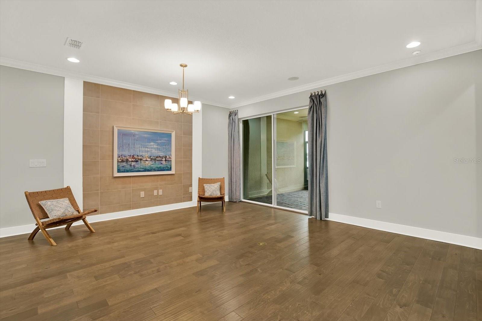 BAYSIDE TERRACE - Residential