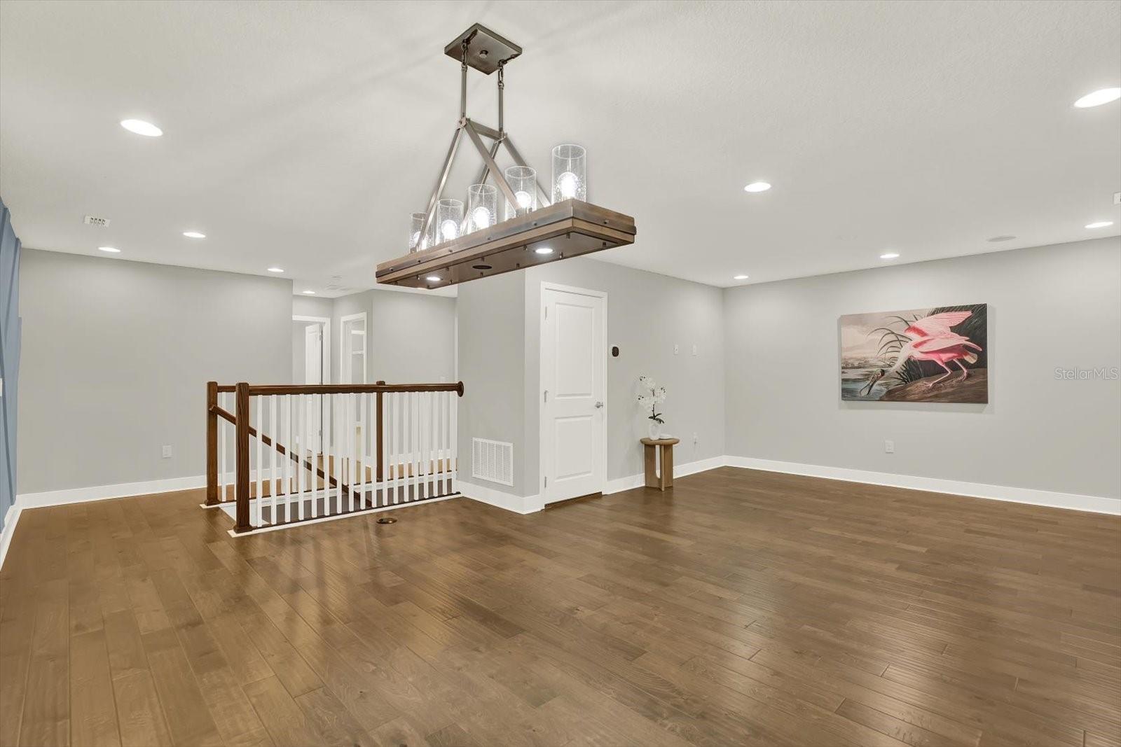 BAYSIDE TERRACE - Residential