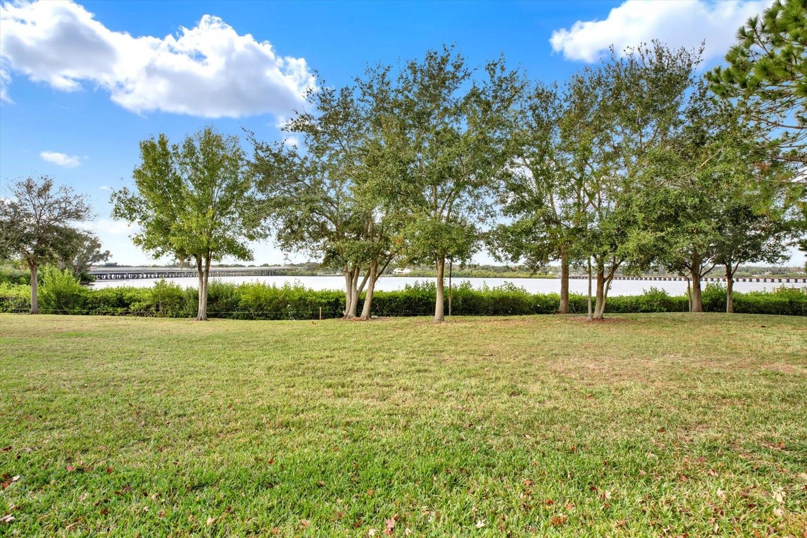 BAYSIDE TERRACE - Residential
