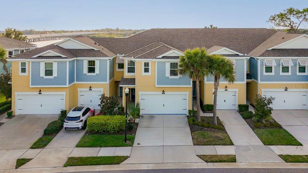 BAYSIDE TERRACE - Residential