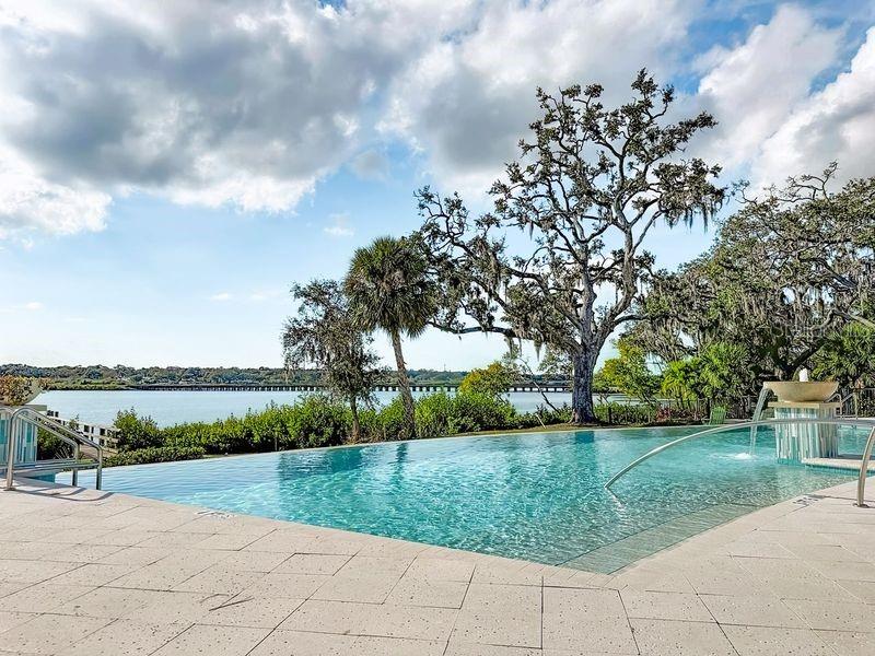 BAYSIDE TERRACE - Residential