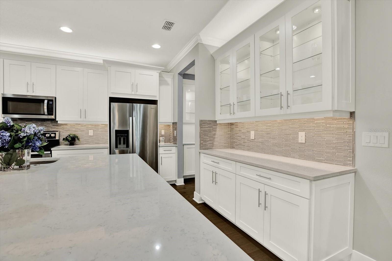 BAYSIDE TERRACE - Residential